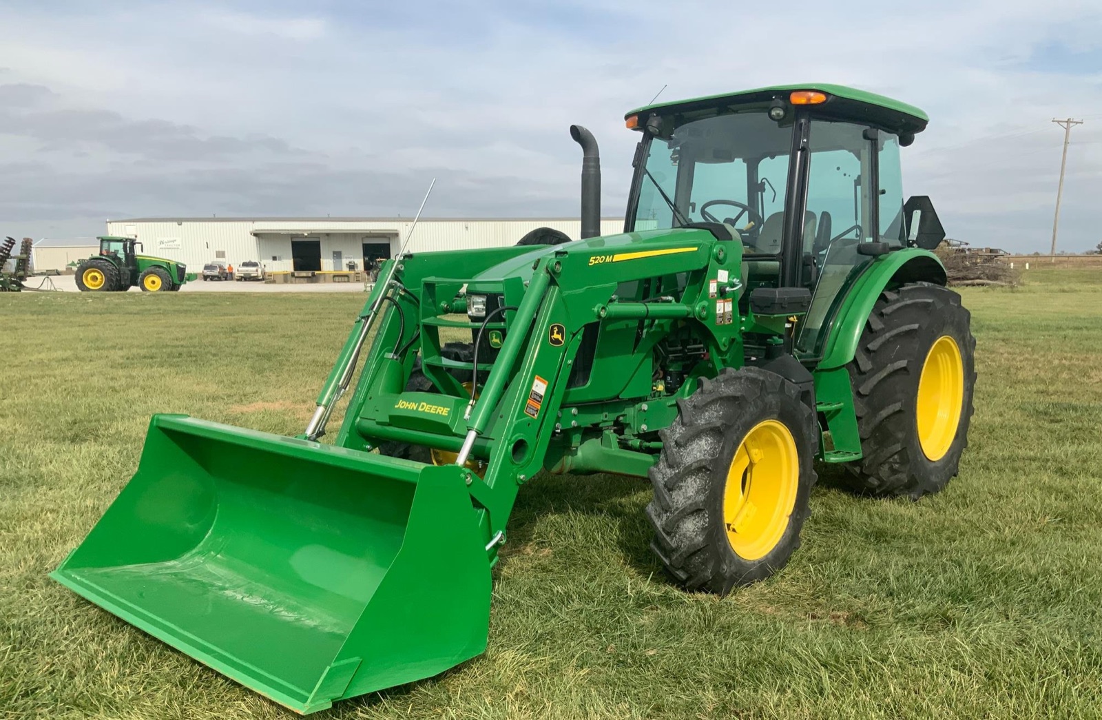 2021 John Deere 5100E